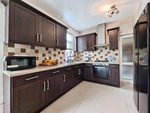 Photo 18- click for photo gallery